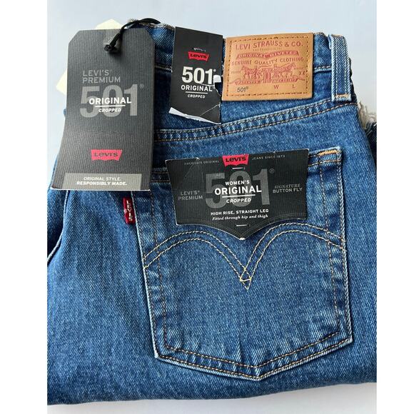 Levi's Women's 501 High-Rise Straight Leg Medium Wash Button Fly Cropped size 29 - Picture 2 of 14